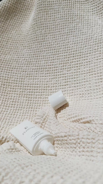 Plamine UV lotion texture